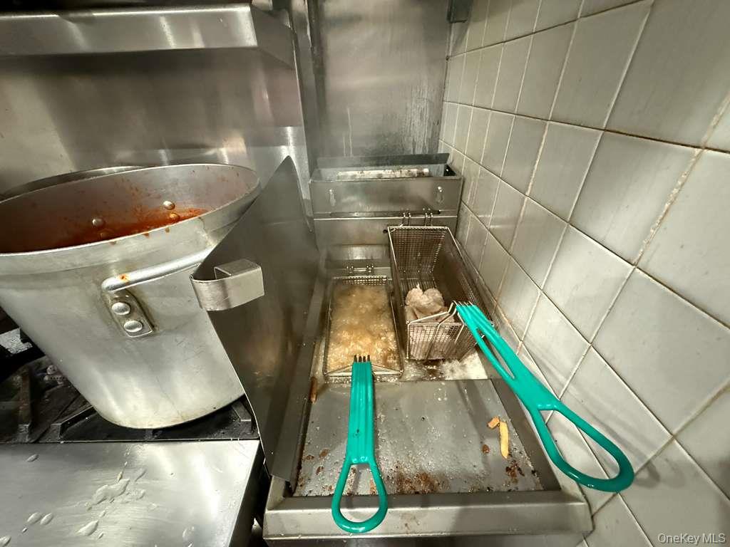 #13 photo, 67981 Seneca Avenue, Ridgewood , NY 11385