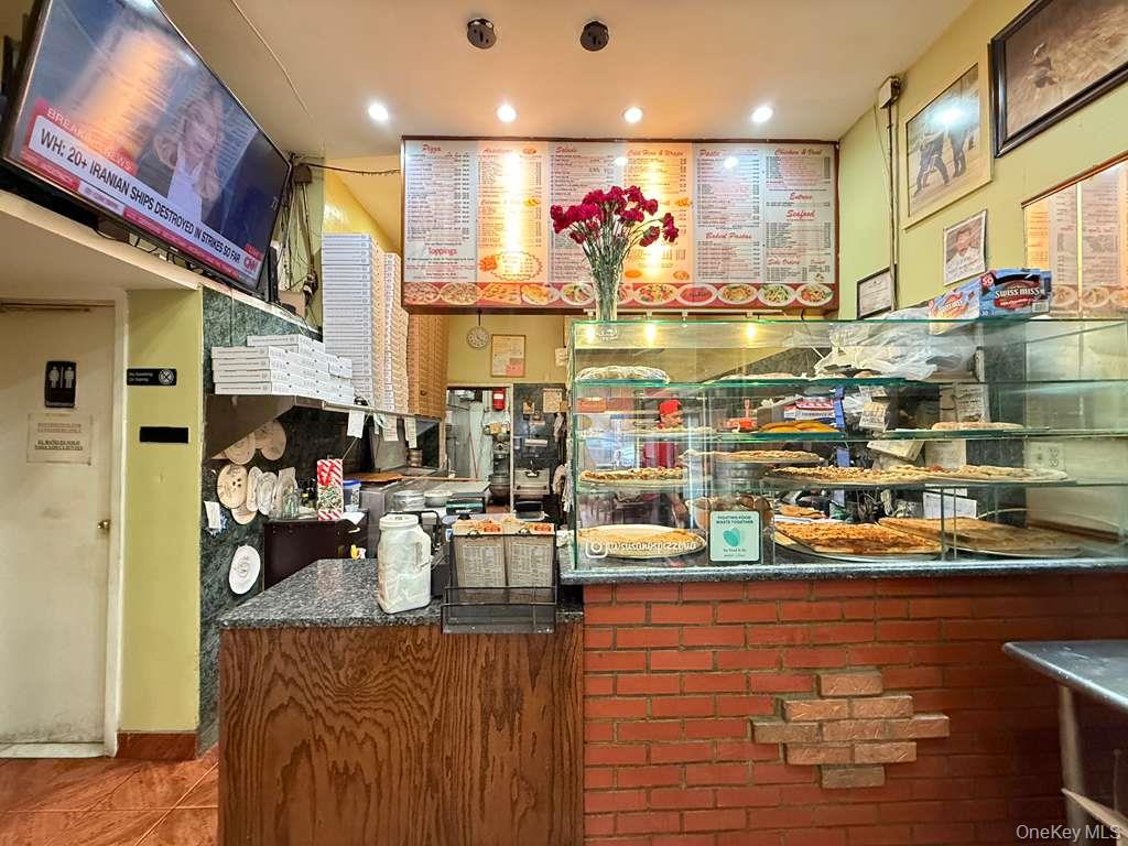 #4 photo, 67981 Seneca Avenue, Ridgewood , NY 11385