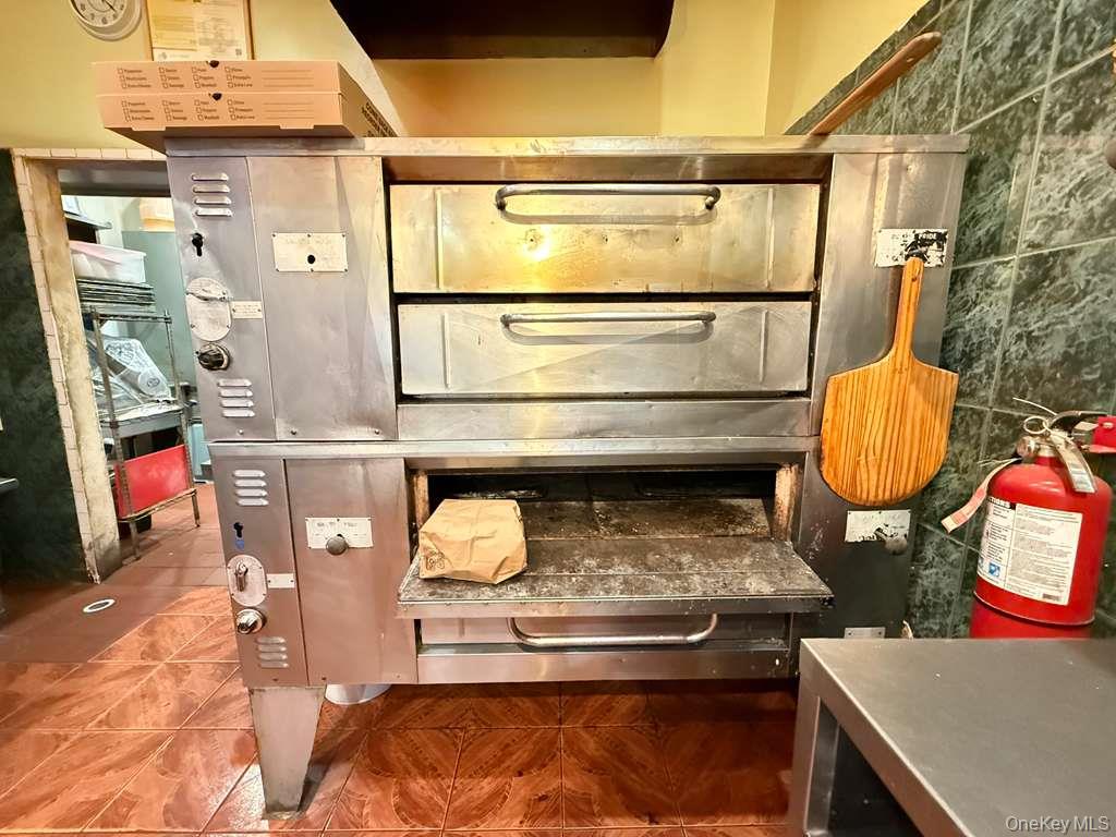 #5 photo, 67981 Seneca Avenue, Ridgewood , NY 11385