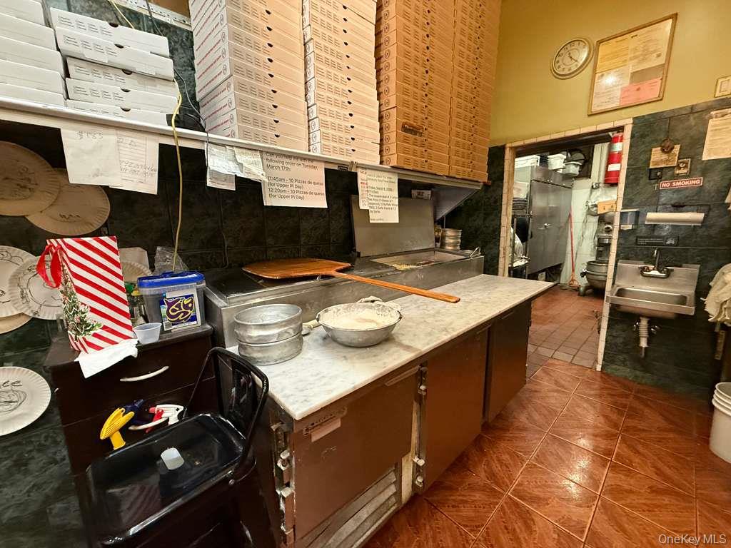 #8 photo, 67981 Seneca Avenue, Ridgewood , NY 11385