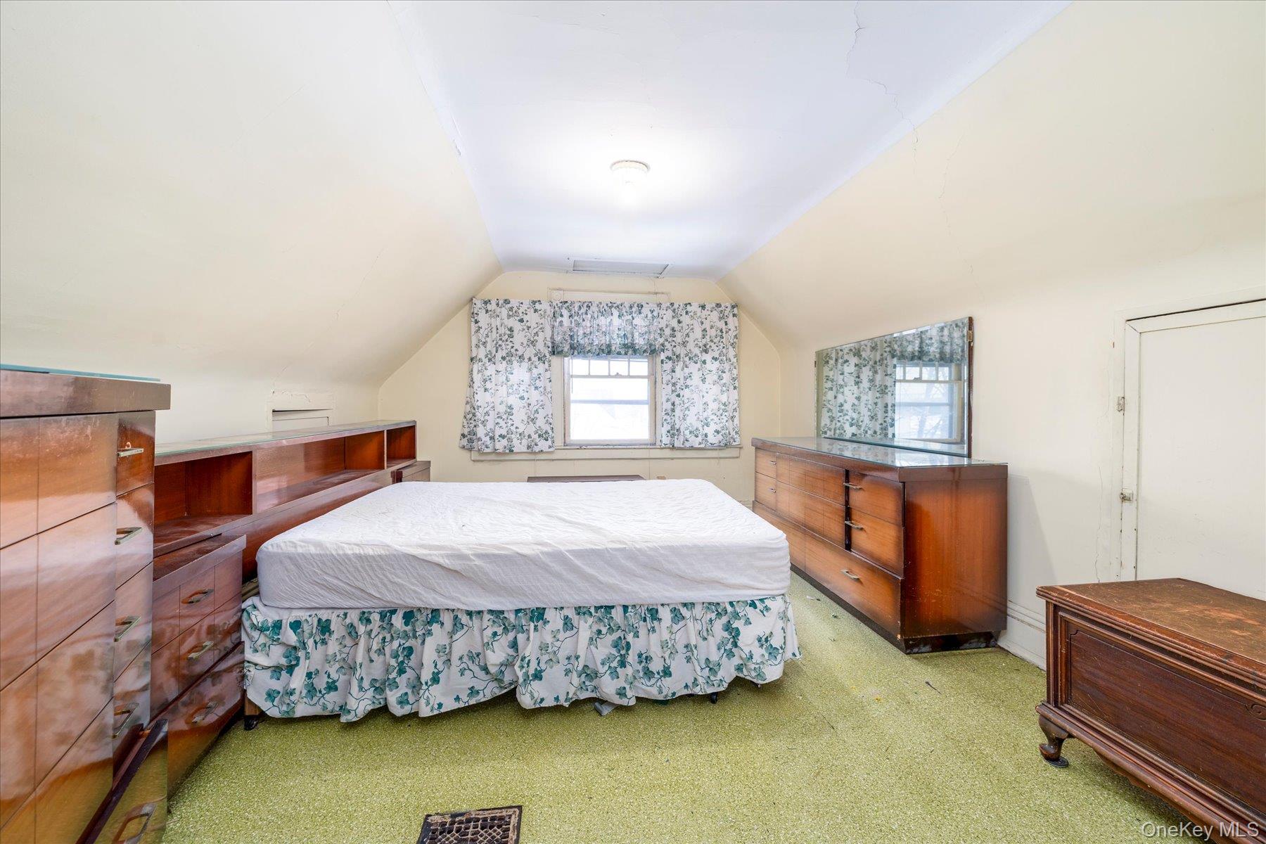 #17 photo, 8631 121st Street, Richmond Hill , NY 11418