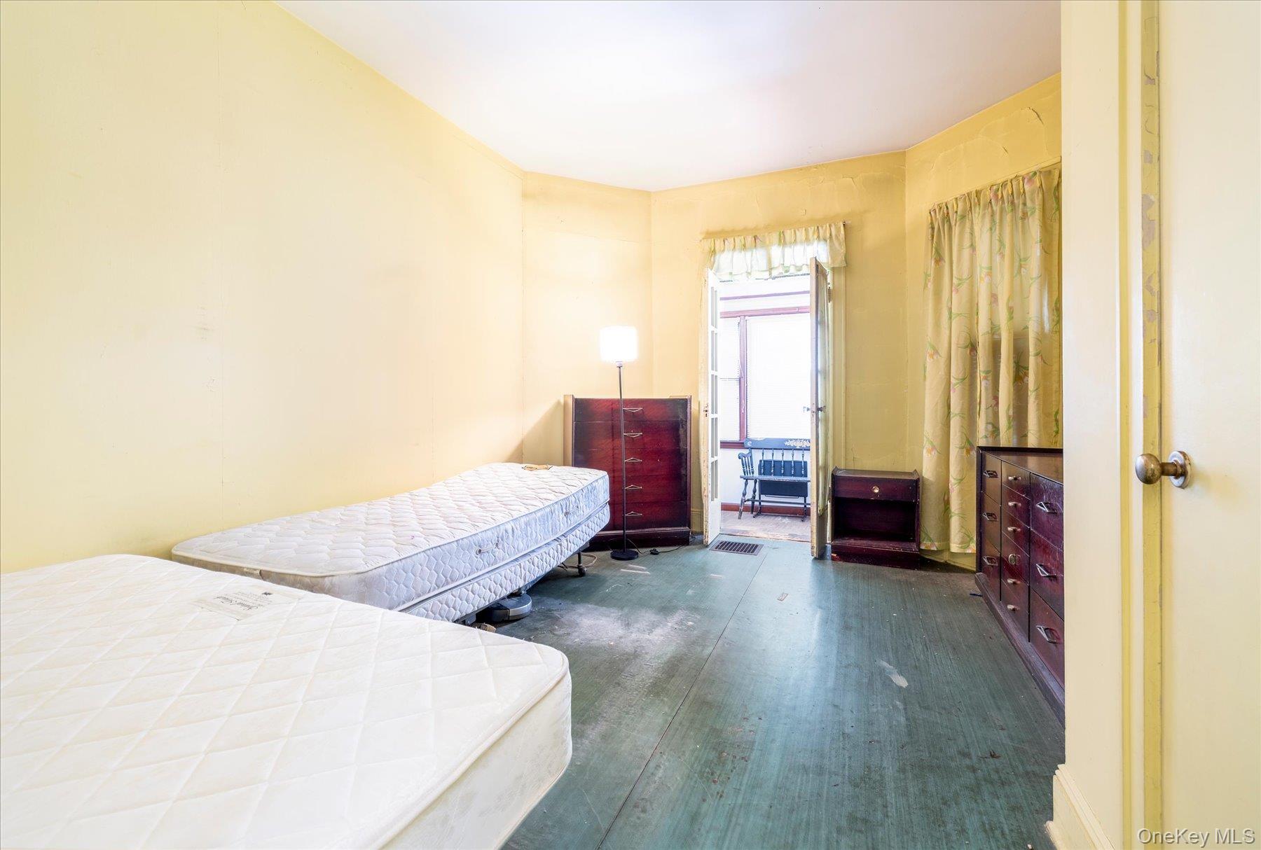 #7 photo, 8631 121st Street, Richmond Hill , NY 11418