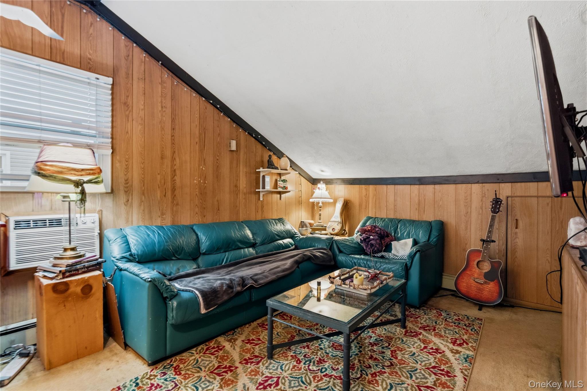 #14 photo, 16 Newmarket Road, Syosset , NY 11791