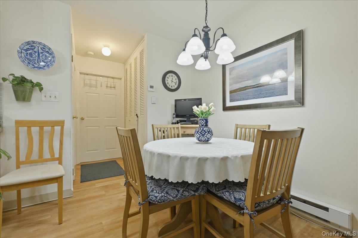 #12 photo, 260 Newcastle Court, Саффолк ‖ Ridge , NY 11961