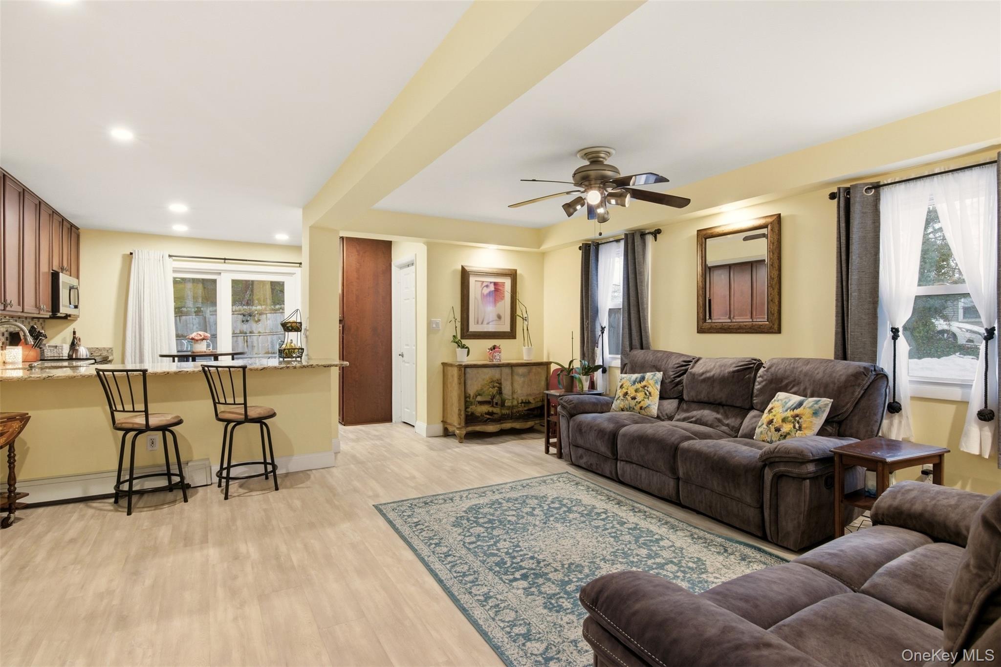 #3 photo, 2 Lakeland Place, Farmingville , NY 11738