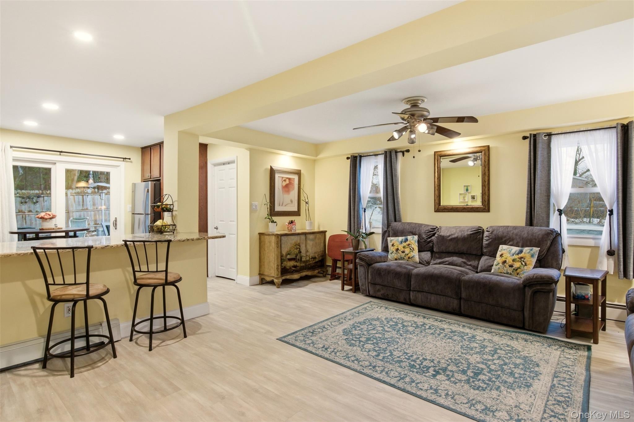 #6 photo, 2 Lakeland Place, Farmingville , NY 11738