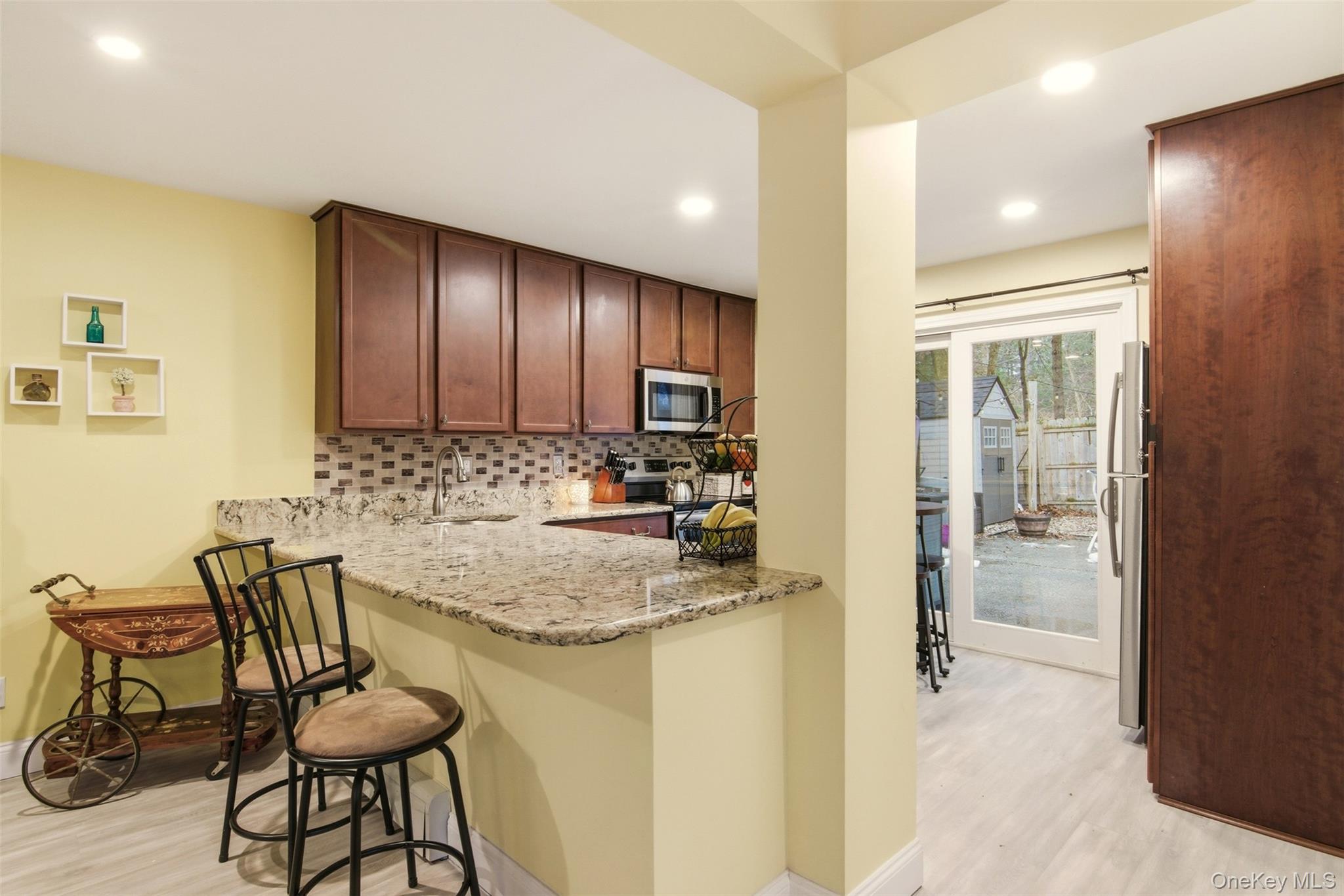 #8 photo, 2 Lakeland Place, Farmingville , NY 11738