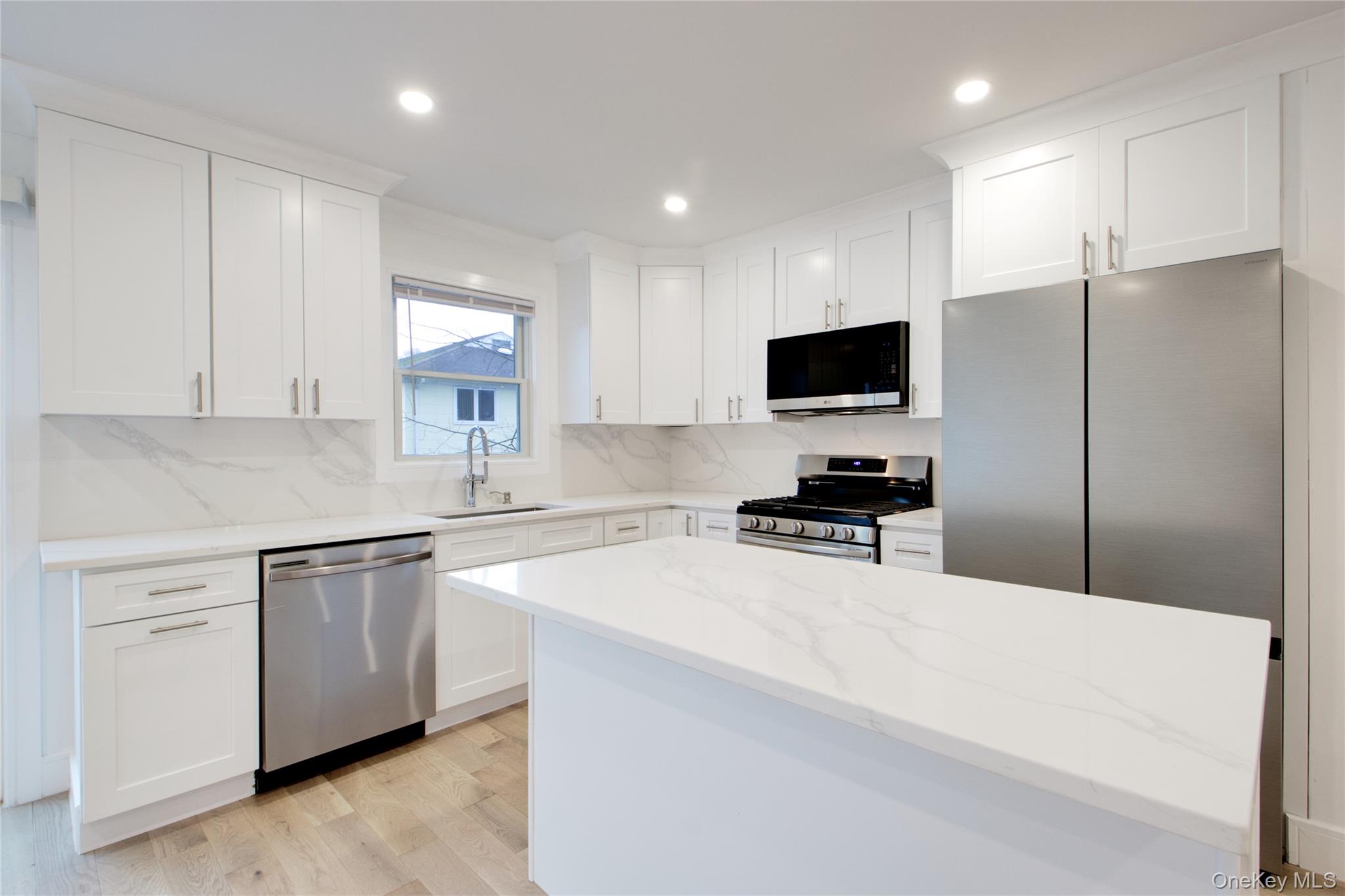 #9 photo, 56 Kirkwood Road, Port Washington , NY 11050