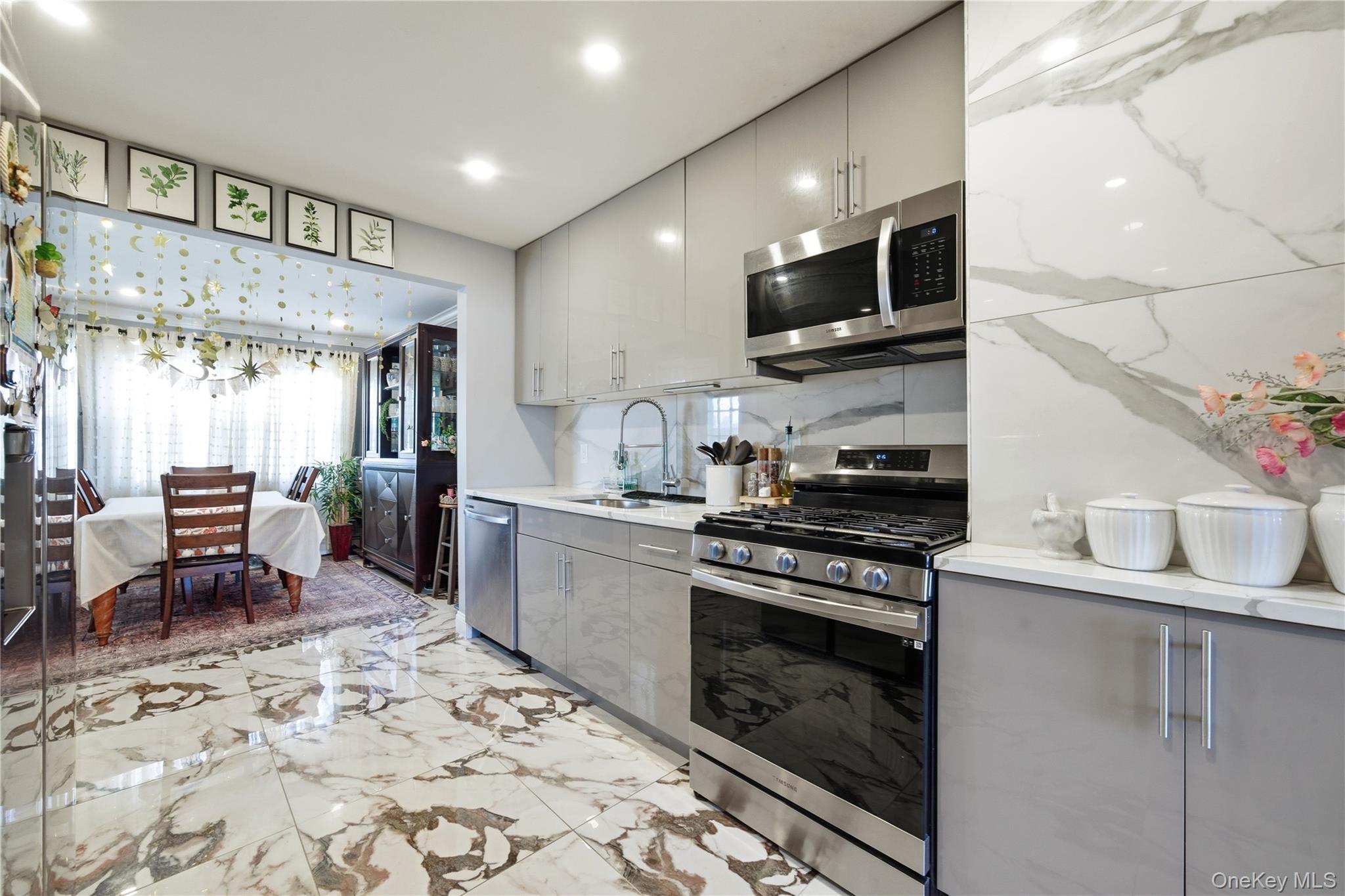 #16 photo, 192 Mill Road, Valley Stream , NY 11581