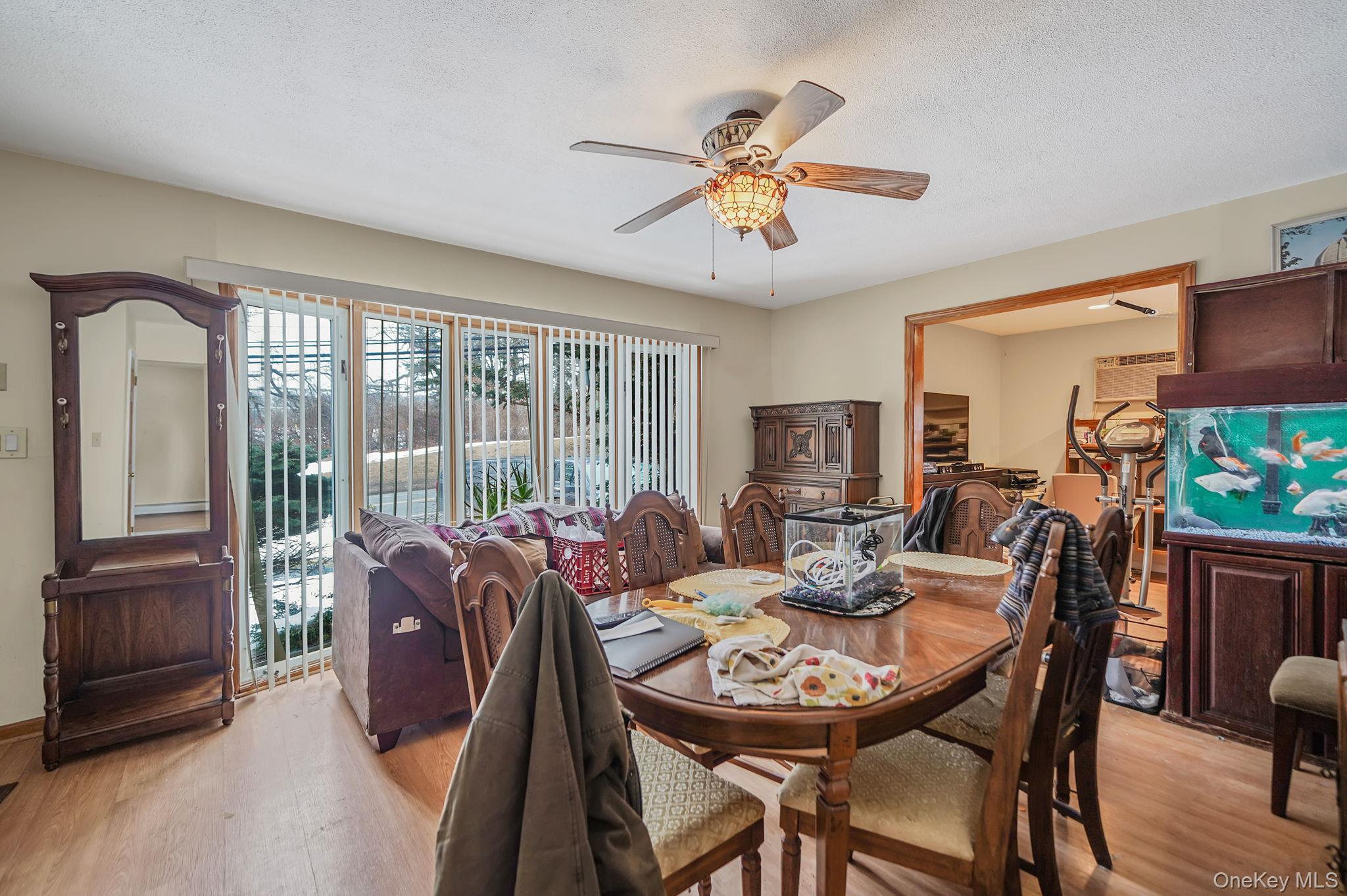 #3 photo, 24 New Highway, Commack , NY 11725