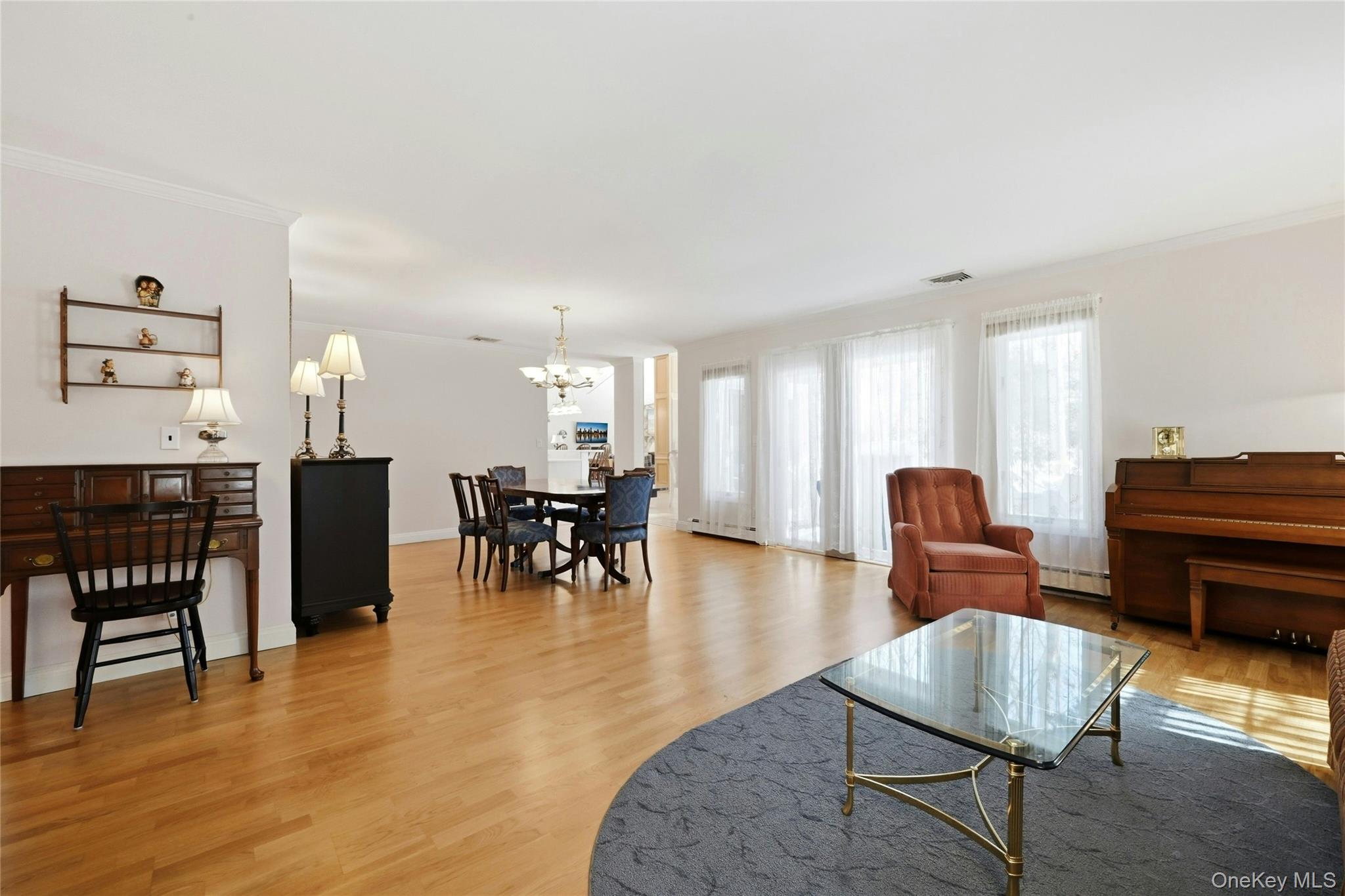 #17 photo, 5 Shawmont Lane, Stony Brook , NY 11790