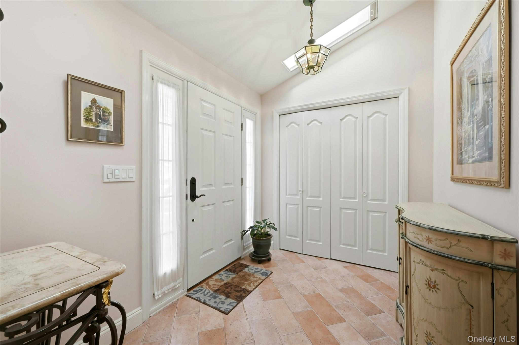 #2 photo, 5 Shawmont Lane, Stony Brook , NY 11790