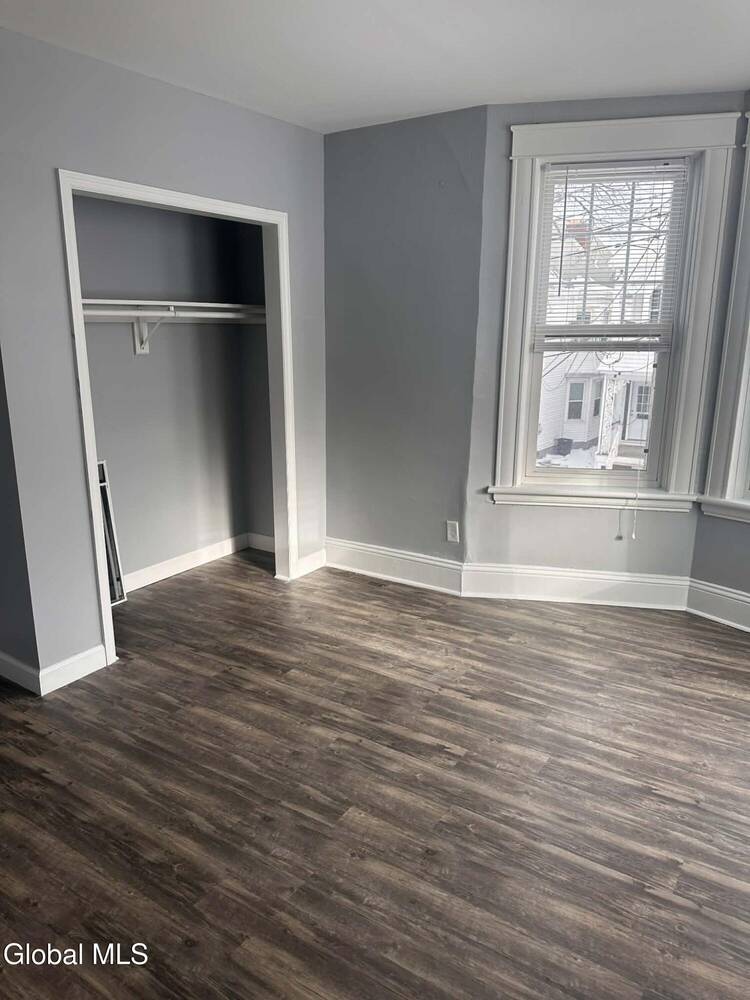 #4 photo, 1687 Avenue A, Schenectady , NY 12308