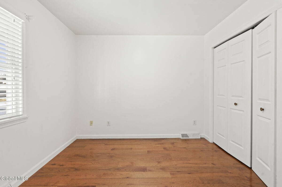 #15 photo, 28 Dogwood Lane, Colonie , NY 12211