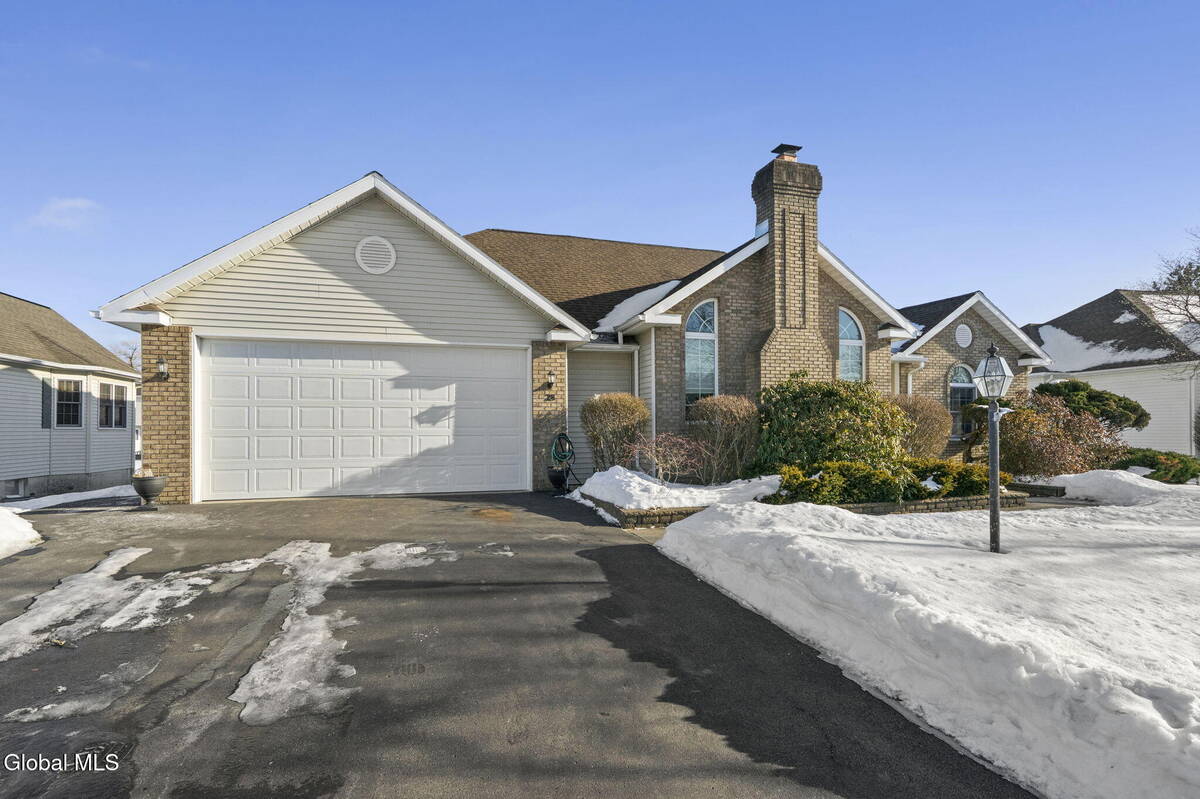 #2 photo, 28 Dogwood Lane, Colonie , NY 12211