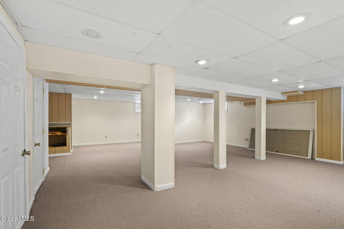 #29 photo, 28 Dogwood Lane, Colonie , NY 12211