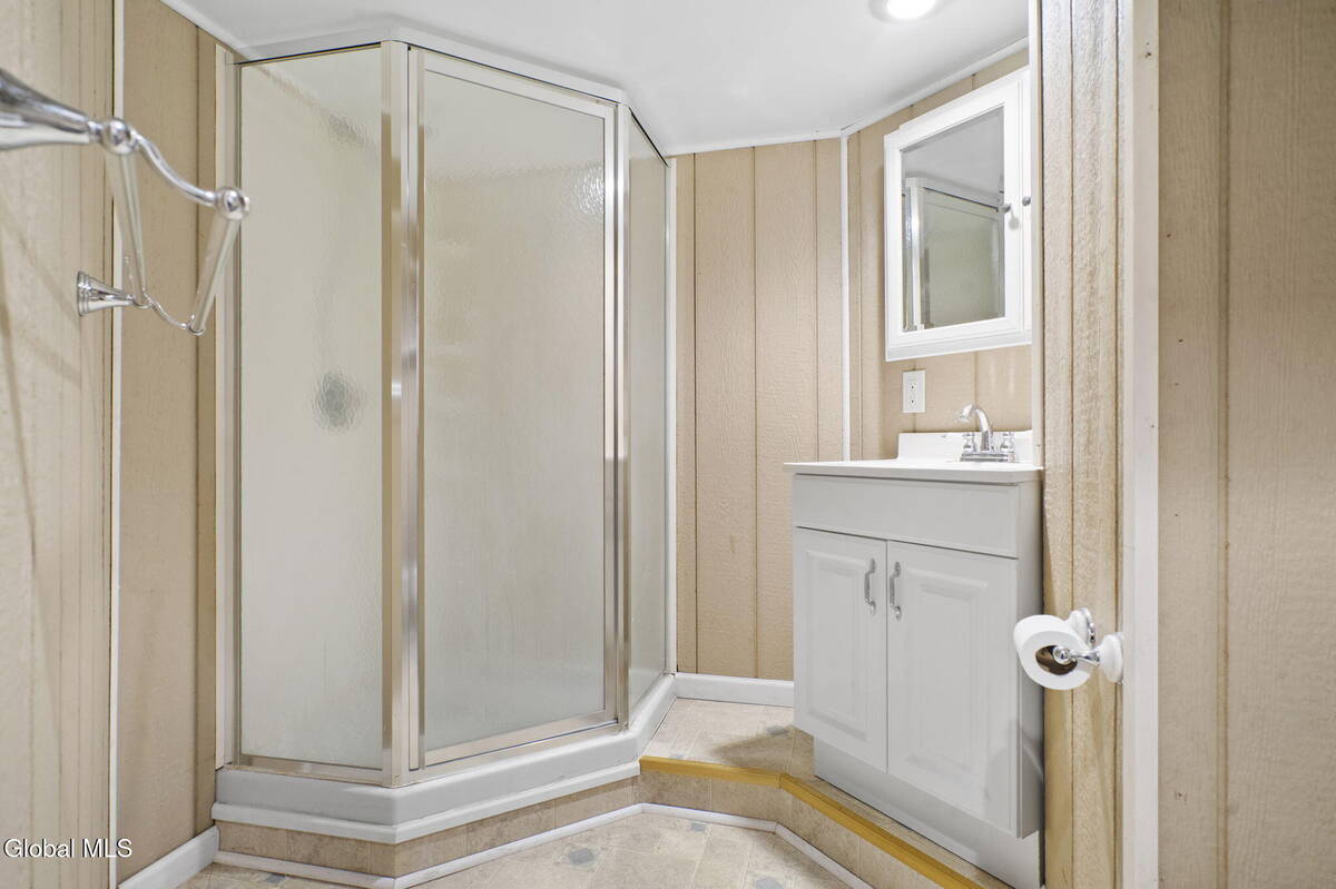 #32 photo, 28 Dogwood Lane, Colonie , NY 12211