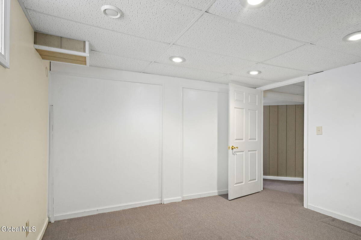 #36 photo, 28 Dogwood Lane, Colonie , NY 12211