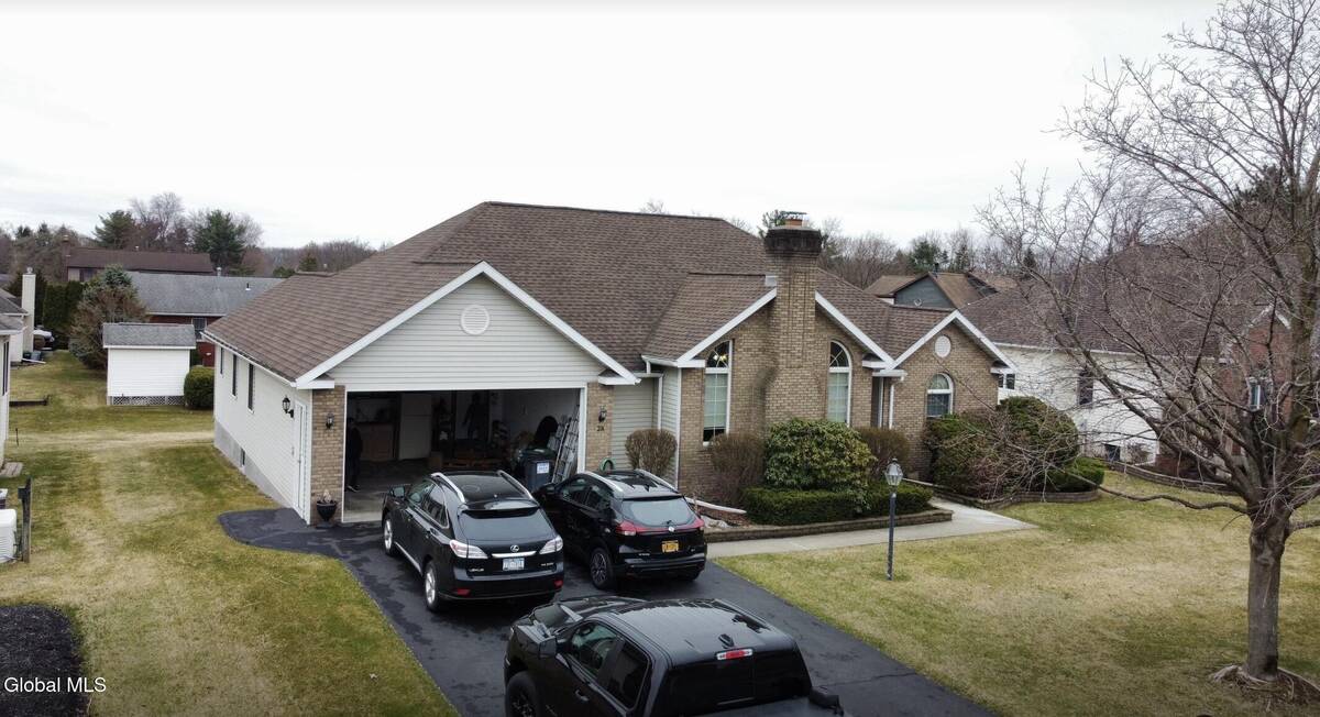 #41 photo, 28 Dogwood Lane, Colonie , NY 12211
