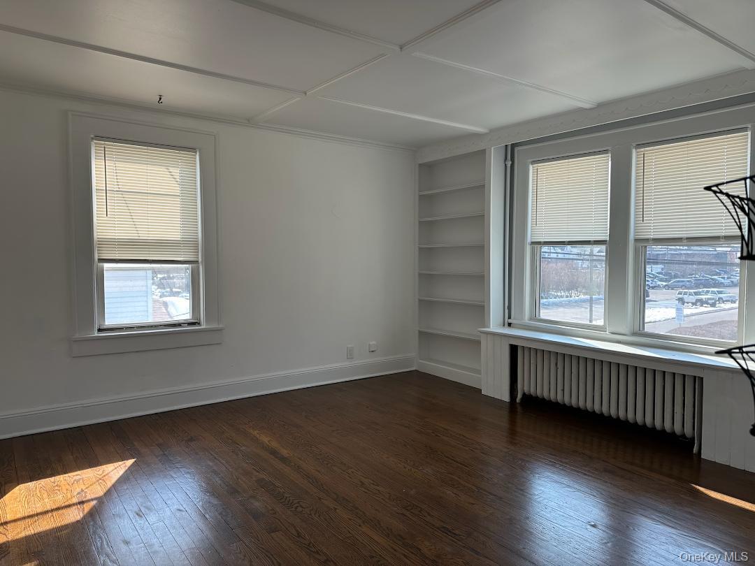 #1 photo, 31 Totten Place, سوفولك Babylon , NY 11702