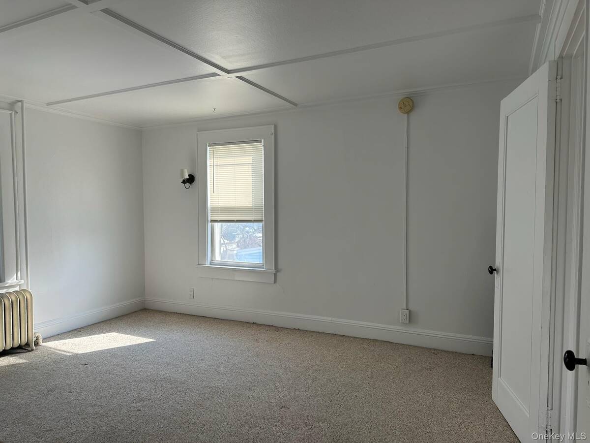 #5 photo, 31 Totten Place, سوفولك Babylon , NY 11702