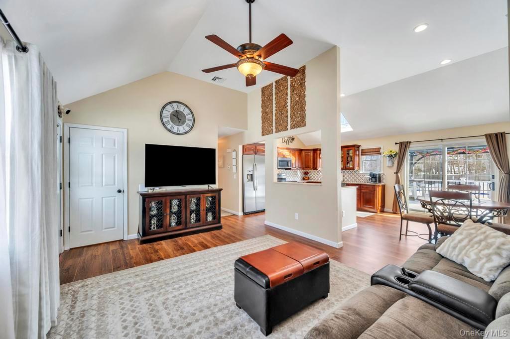 #13 photo, 40 Great Rock Drive, Wading River , NY 11792