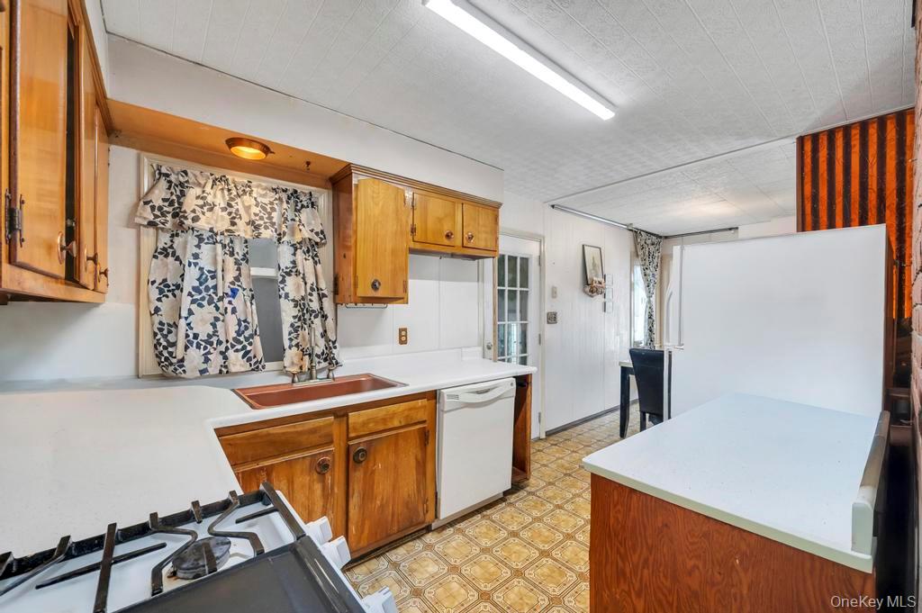 #18 photo, 11 Norman Drive, Centereach , NY 11720