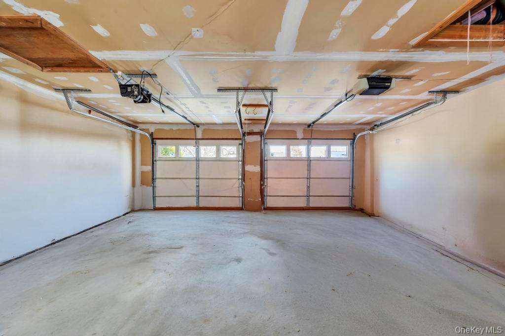 #32 photo, 11 Norman Drive, Centereach , NY 11720