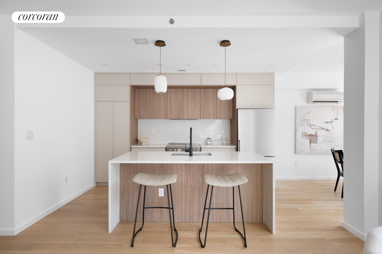 #5 photo, 14-35 BROADWAY, Astoria , NY 11106