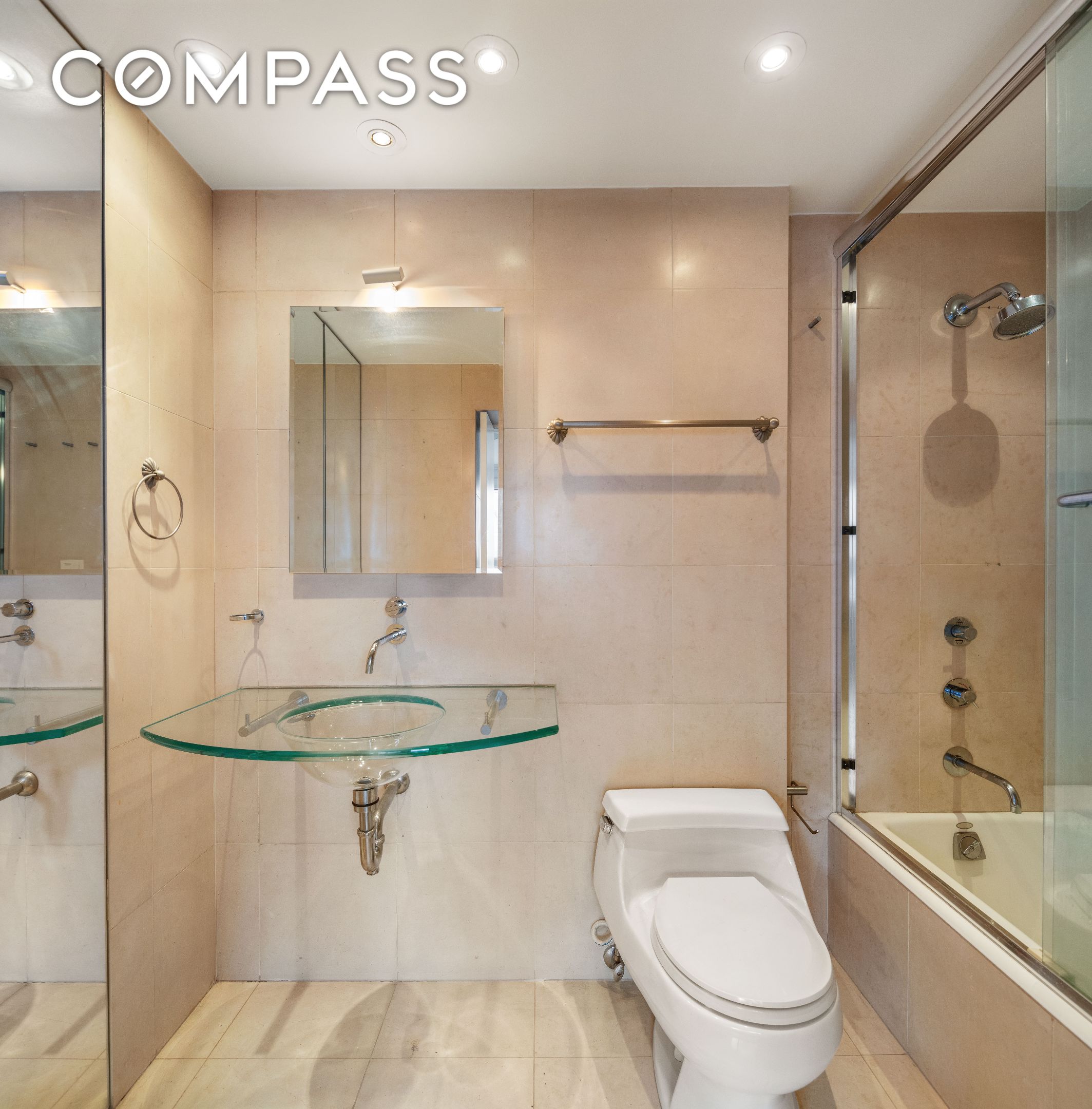 #10 photo, 110 E 71st Street, מנהטן Lenox Hill , NY 10021