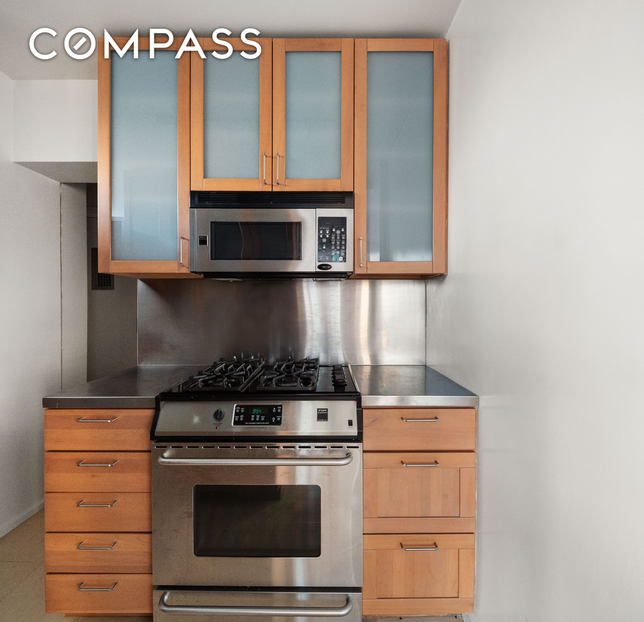 #6 photo, 110 E 71st Street, מנהטן Lenox Hill , NY 10021