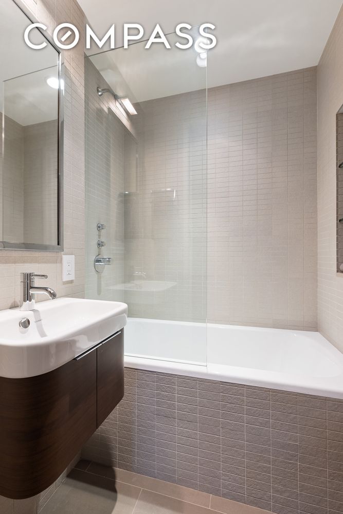 #11 photo, 25 Central Park W, Upper West Side , NY 10023