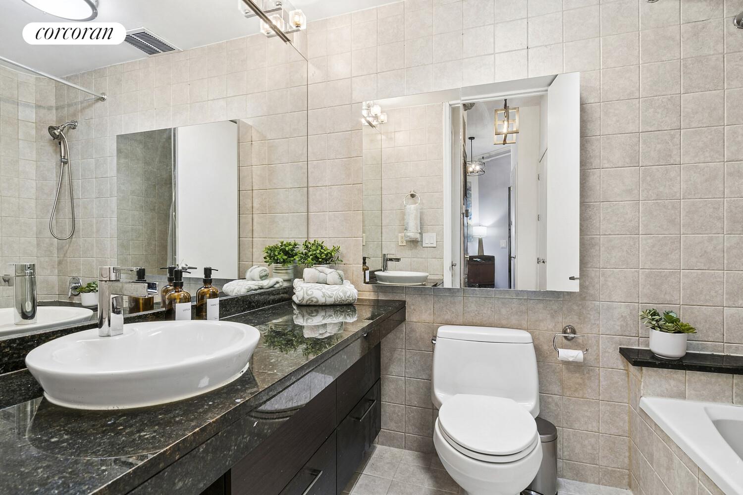 #6 photo, 176 JOHNSON Street, Downtown Brooklyn , NY 11201