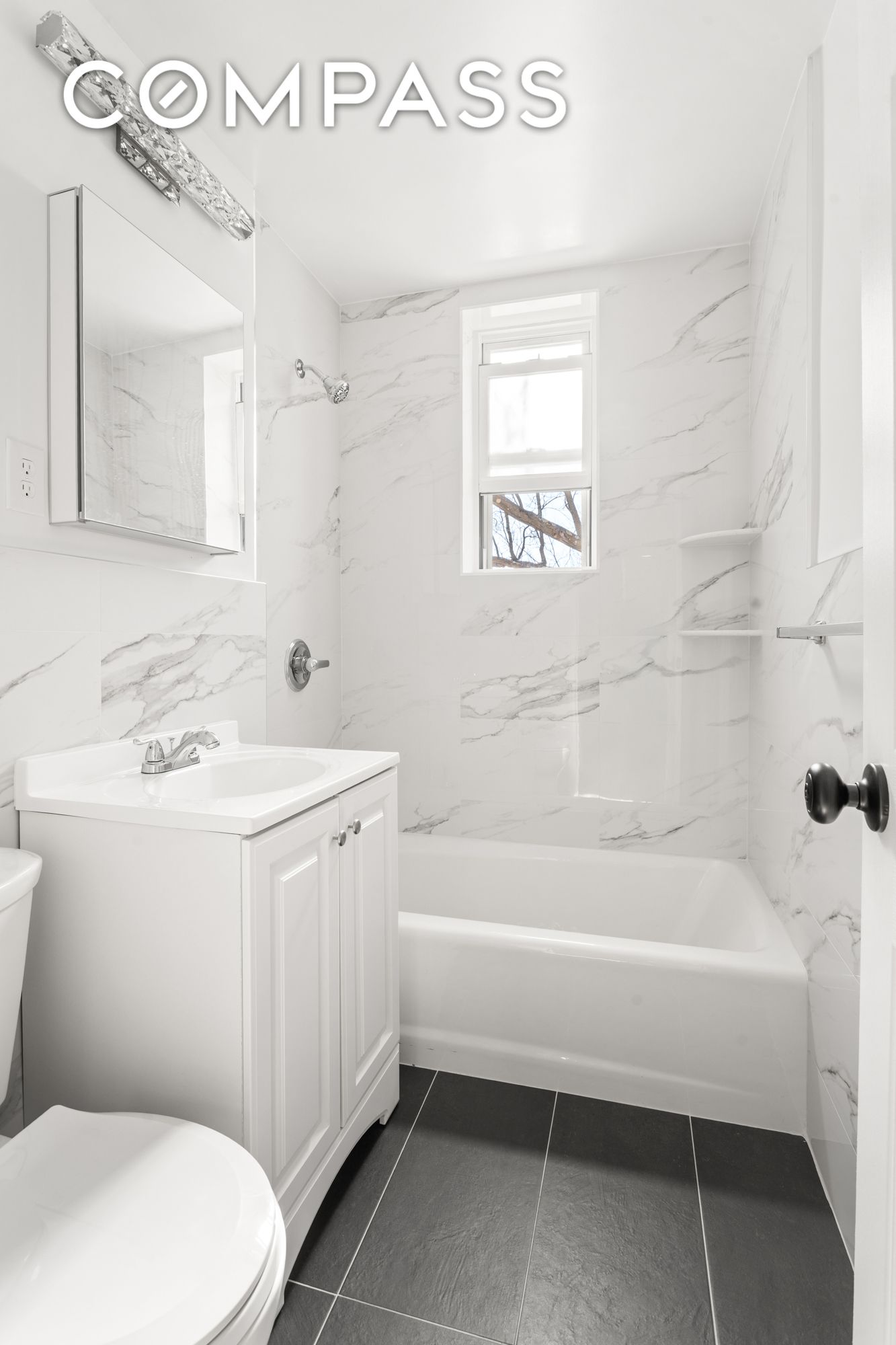 #13 photo, 5610 Netherland Avenue, 브롱크스 North Riverdale , NY 10471