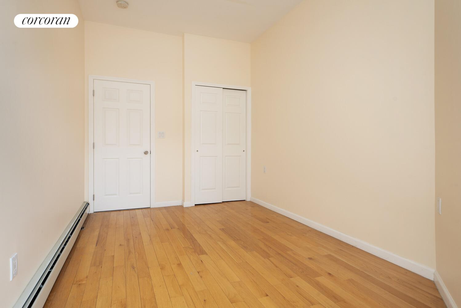 #3 photo, Sunnyside, Sunnyside , NY 11104