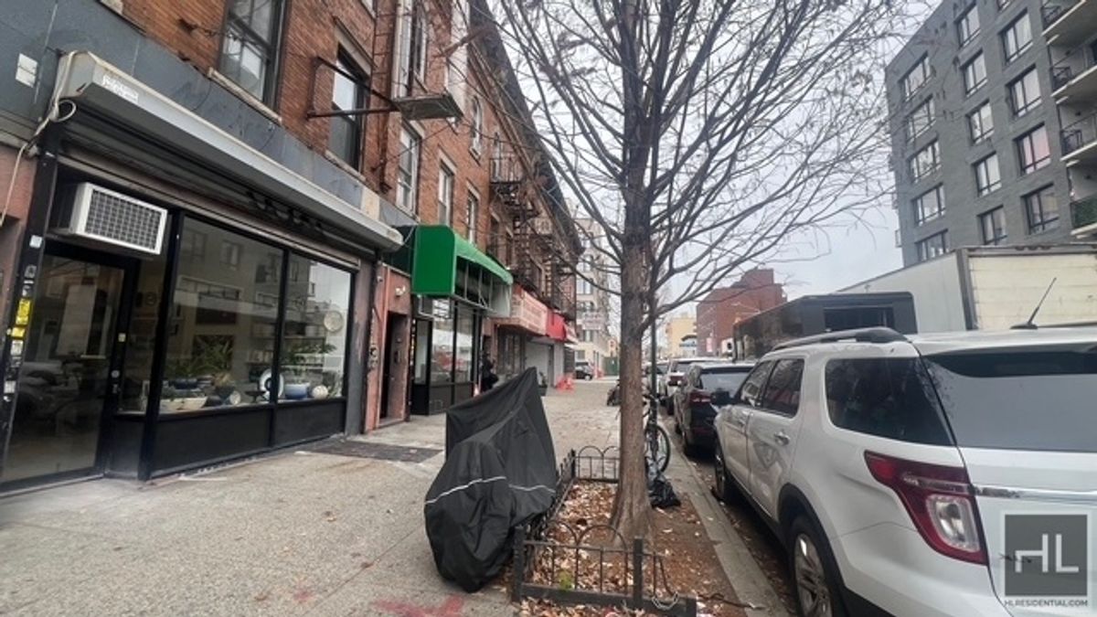 #10 photo, 900 Rogers Avenue, ব্রুকলিন Ditmas Park , NY 11226