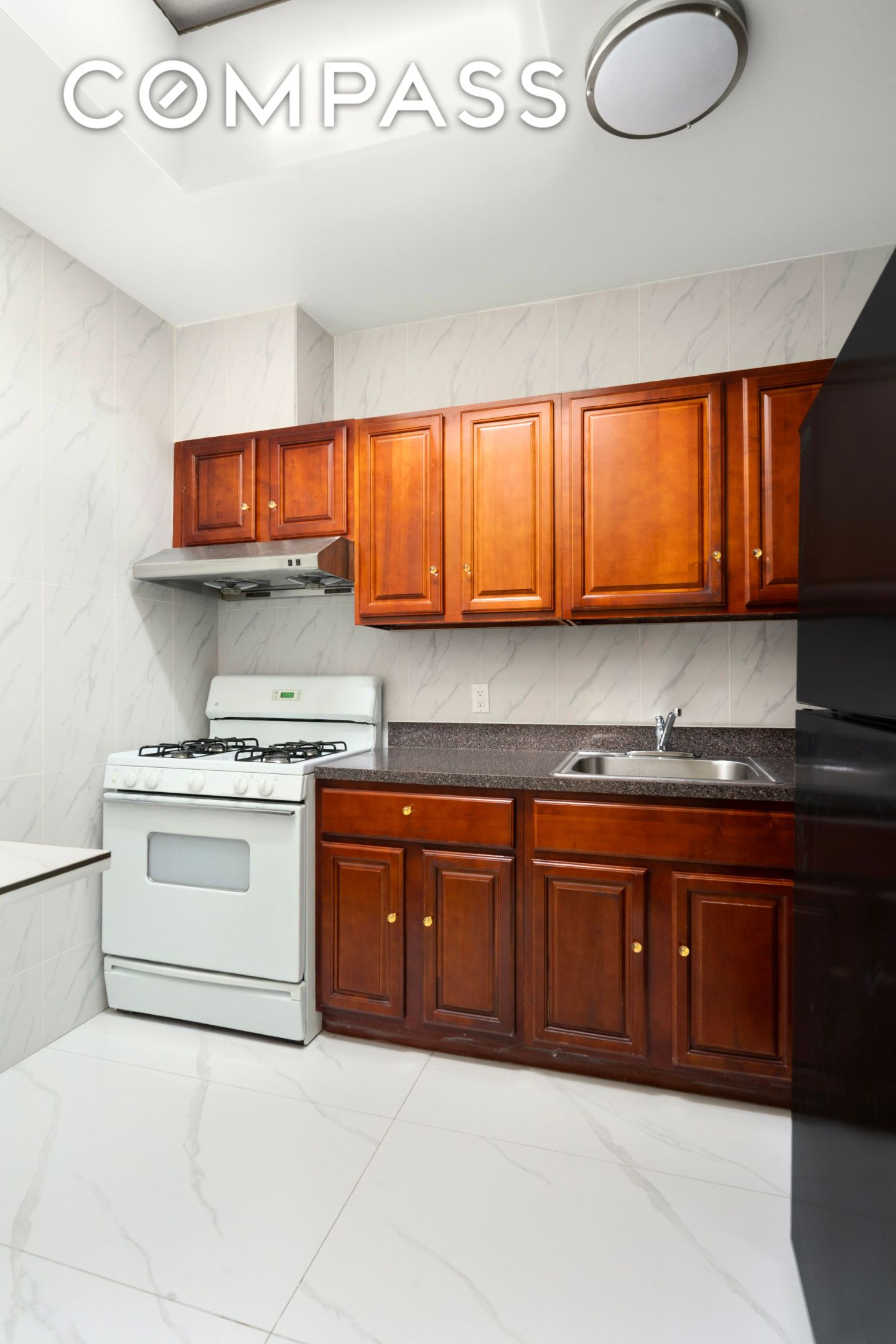 #4 photo, 1172 Gates Avenue, ब्रुकलीन Bushwick , NY 11221