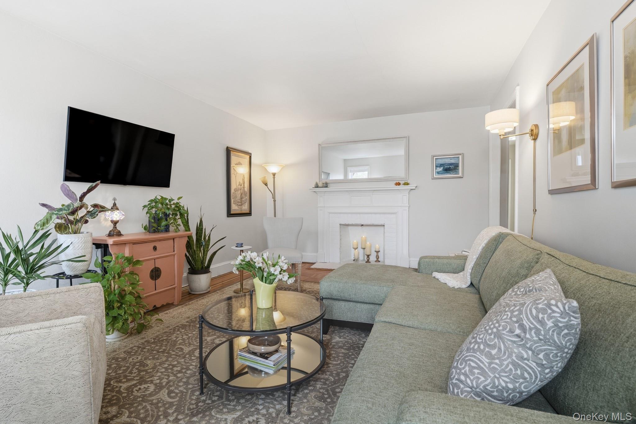 #12 photo, 300 S Broadway, Tarrytown , NY 10591