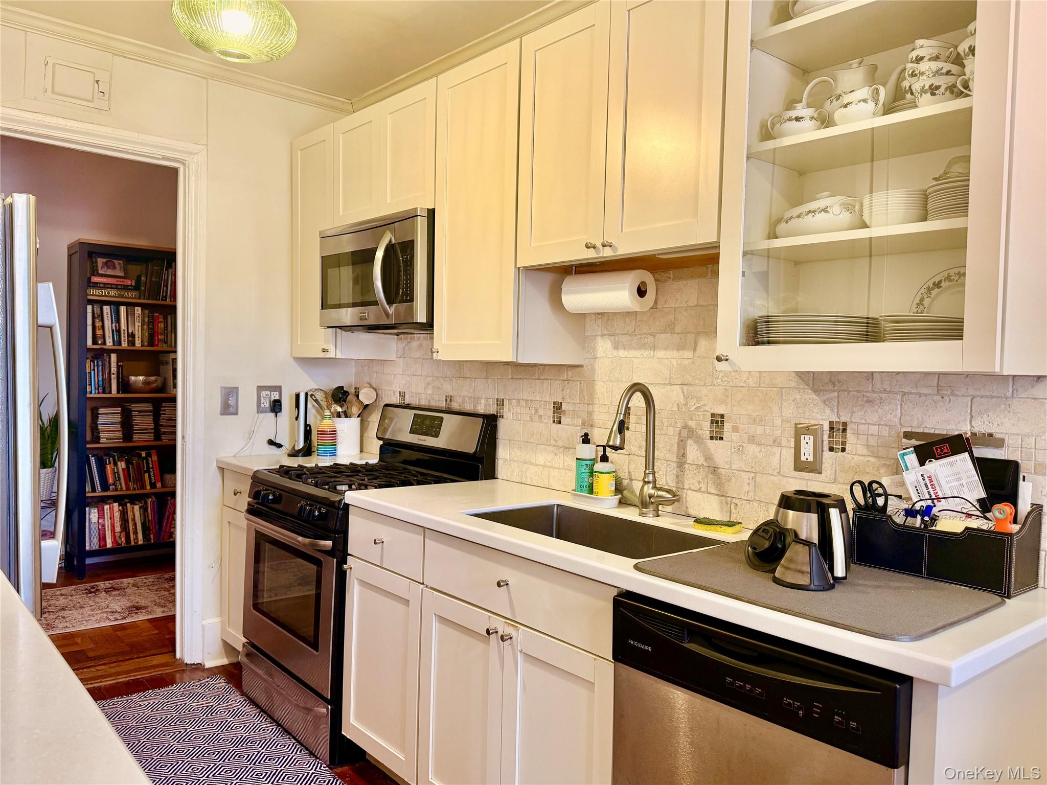 #5 photo, 300 S Broadway, Tarrytown , NY 10591