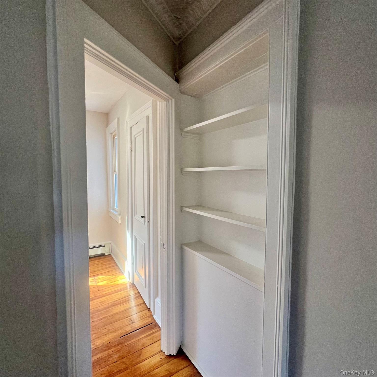 #10 photo, 140 Albany Avenue, Kingston , NY 12401