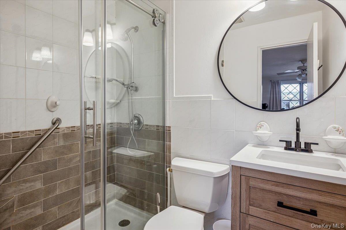 #14 photo, 570 Sierra Vista Lane, Valley Cottage , NY 10989