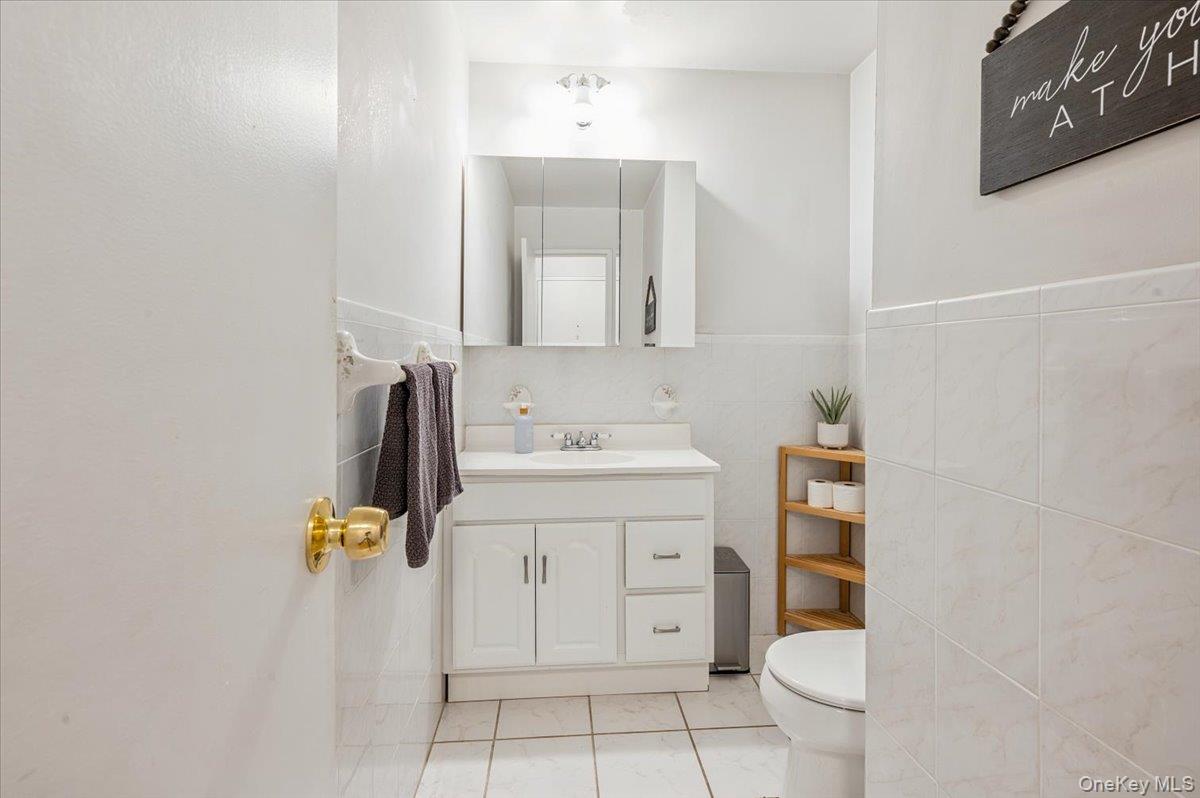 #18 photo, 570 Sierra Vista Lane, Valley Cottage , NY 10989