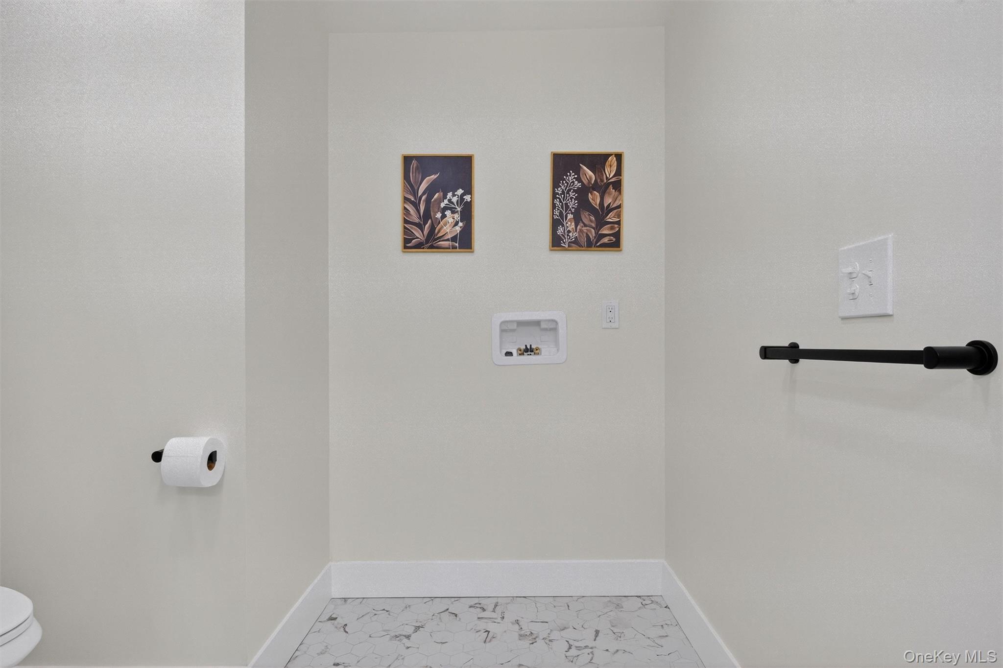 #20 photo, 86 Vassar Road, Wappingers Falls , NY 12603