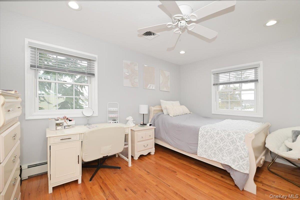 #15 photo, 264 N Boston Avenue, Massapequa , NY 11758