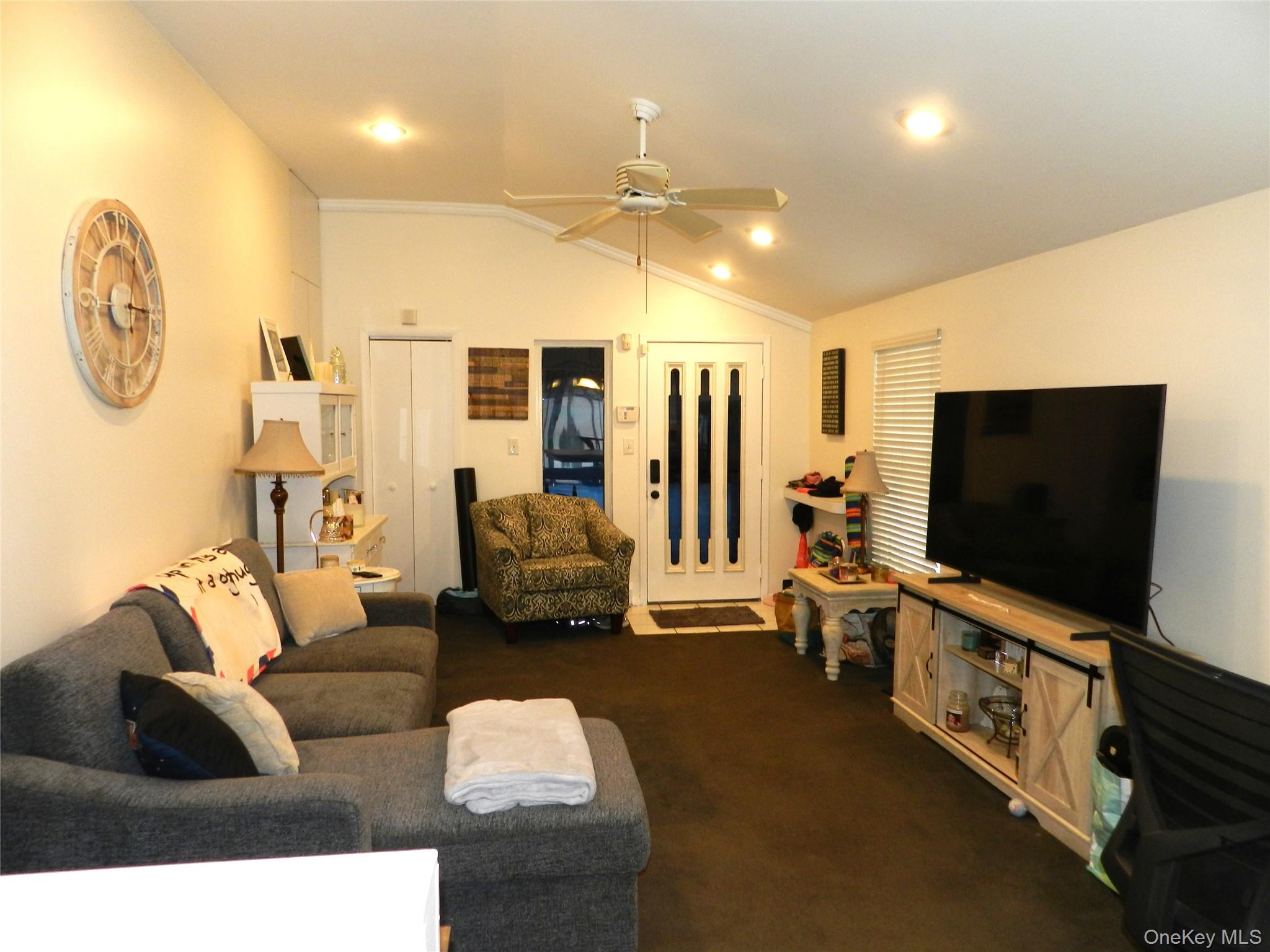 #4 photo, 44 Prince Street, מחוז סאפוק Patchogue , NY 11772