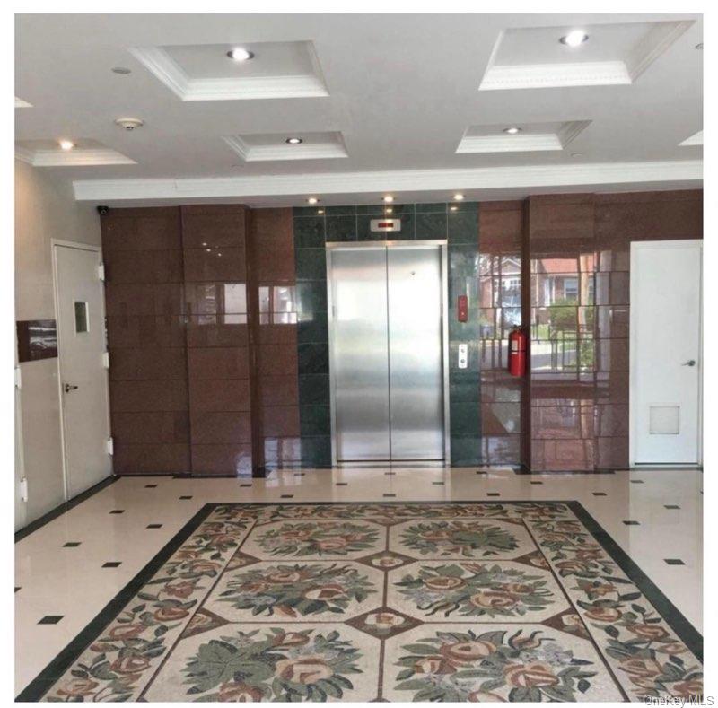 #3 photo, 4 Chelsea Place, מחוז נסאו Great Neck , NY 11021