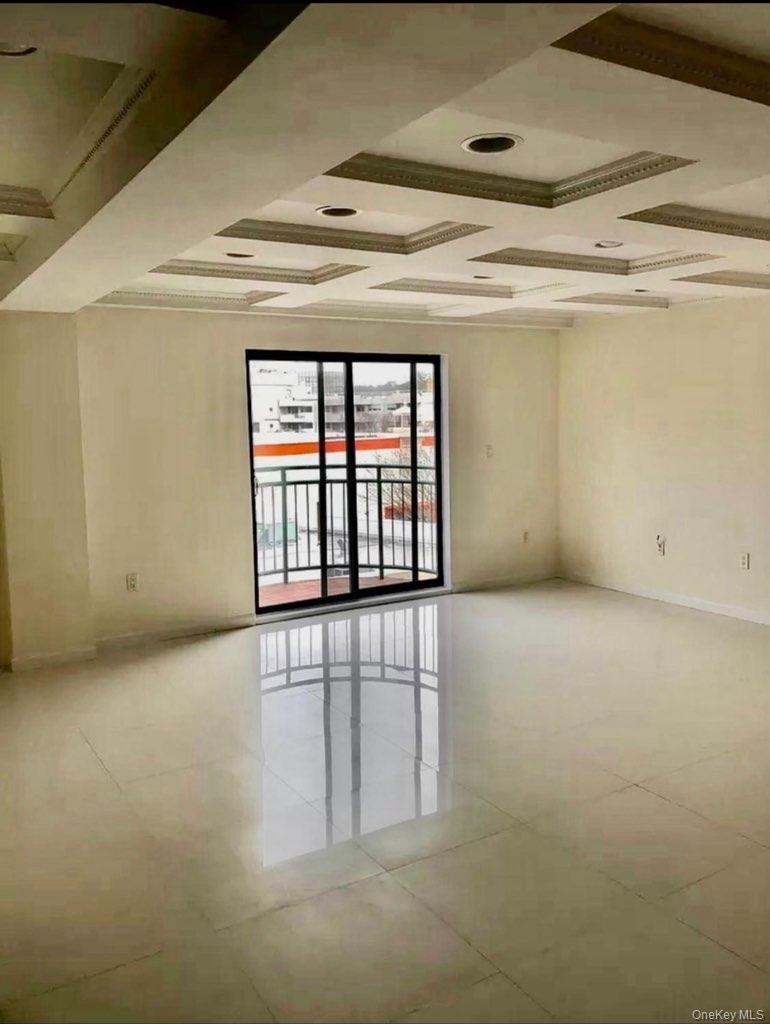 #8 photo, 4 Chelsea Place, מחוז נסאו Great Neck , NY 11021