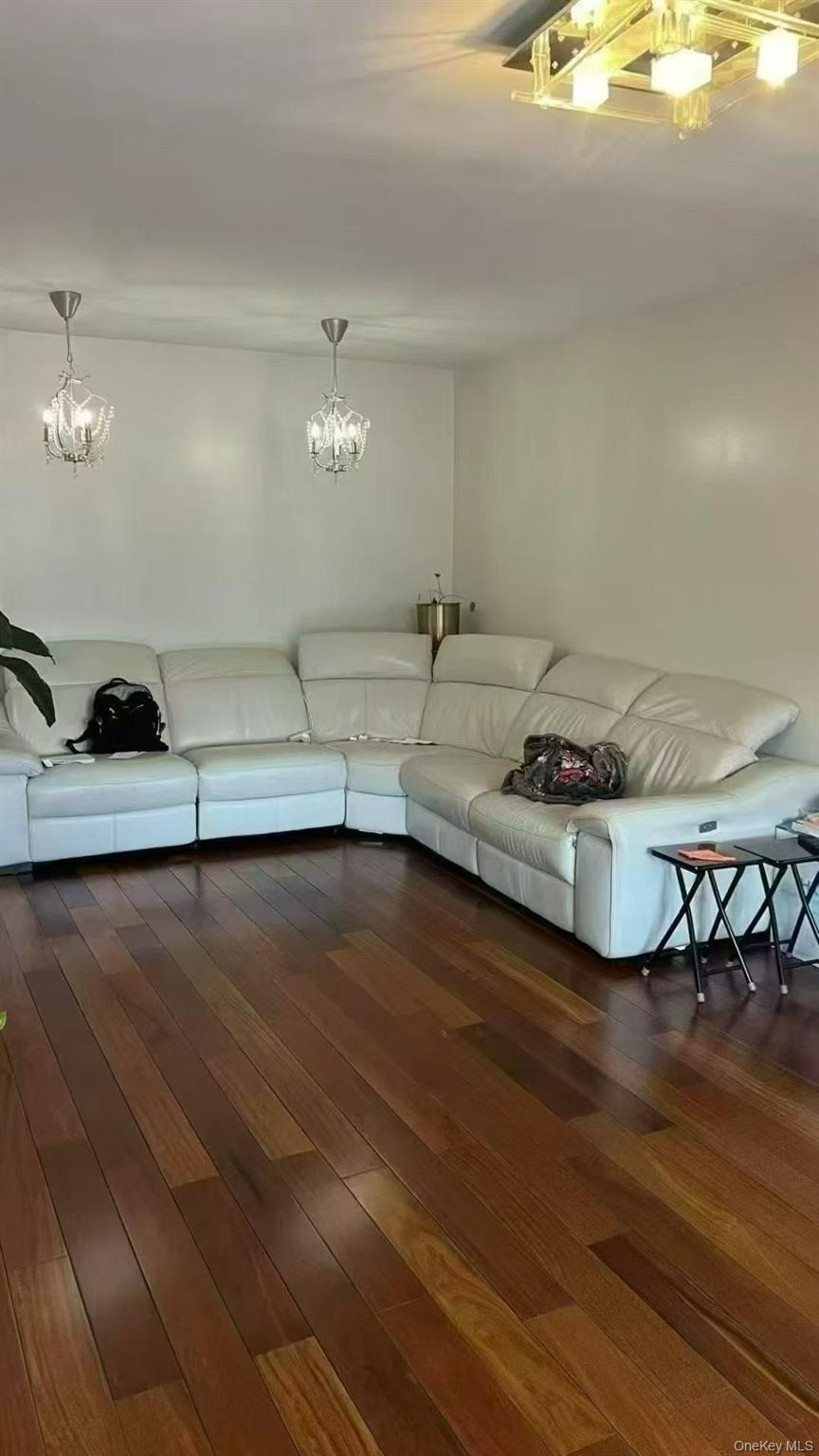 #8 photo, 14015 Holly Avenue, Flushing , NY 11355