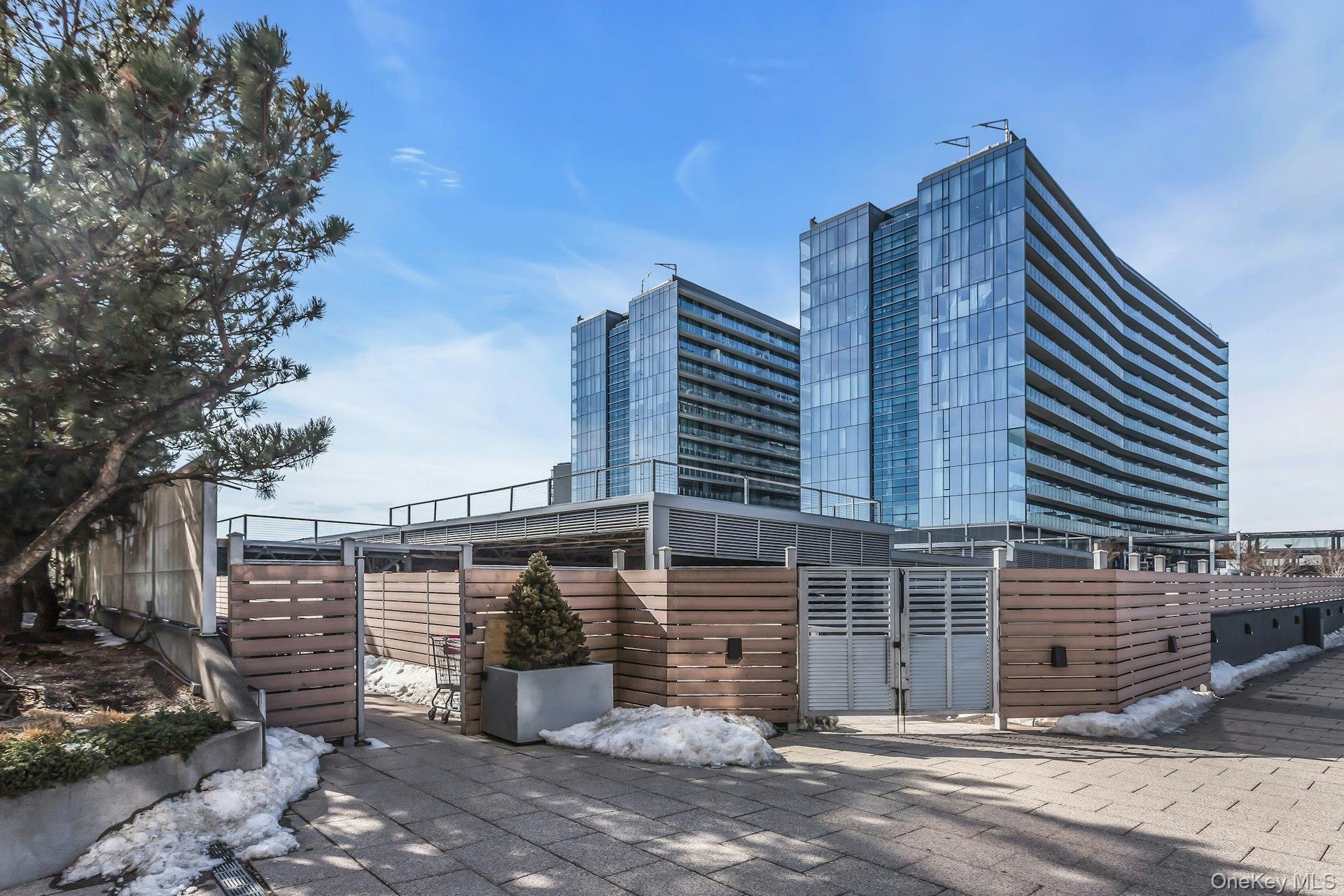 #4 photo, 131-01 40th Road, كوينز Flushing , NY 11354