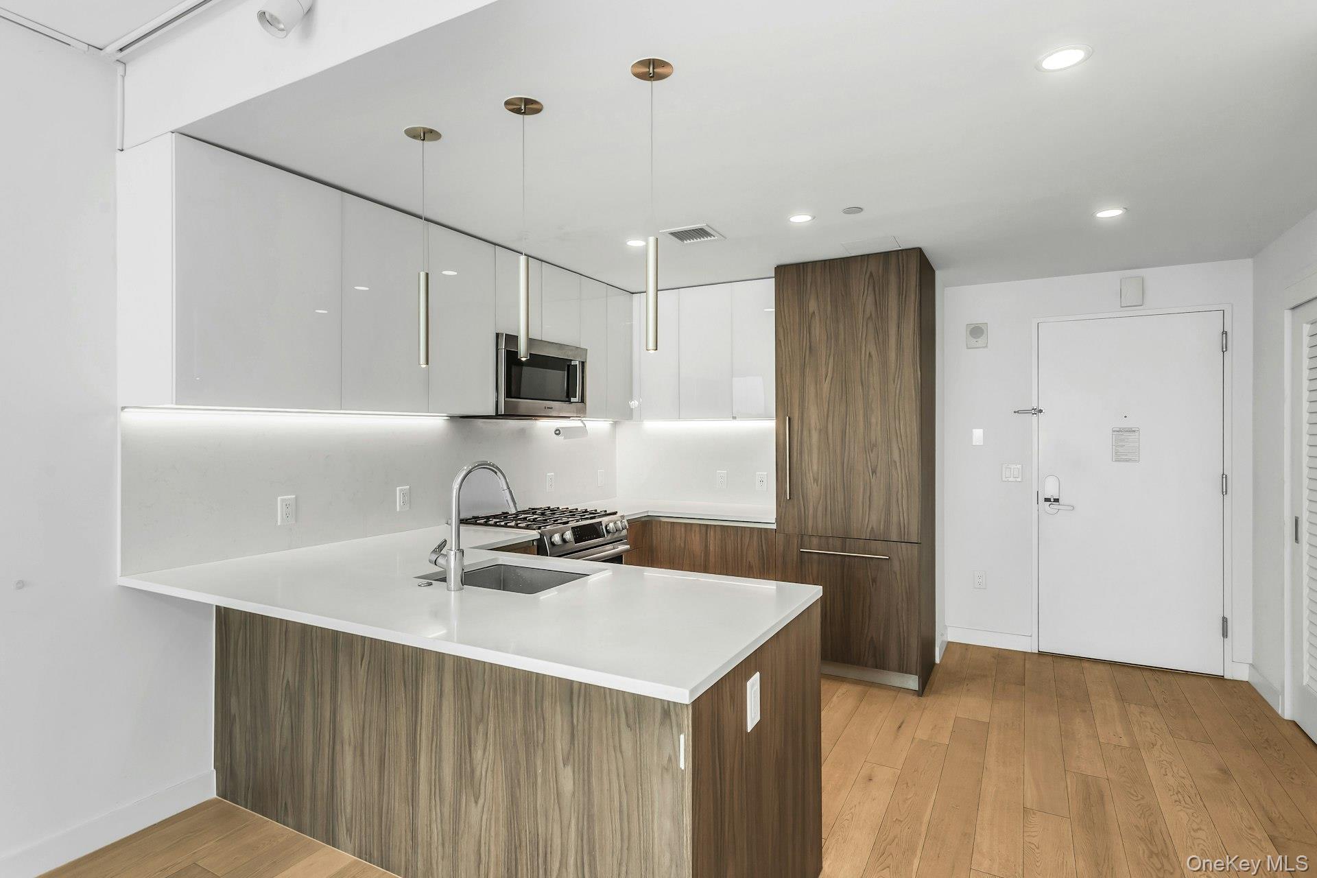 #9 photo, 131-01 40th Road, كوينز Flushing , NY 11354